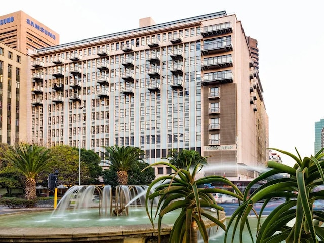 Fountains Hotel