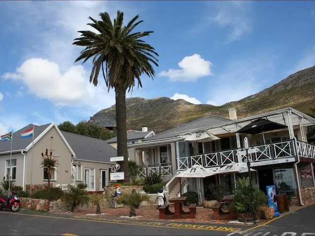 Boulders Beach Hotel Cafe and Curio shop