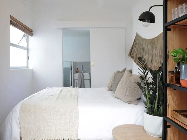 Quaint Room To Rent, Number 4706