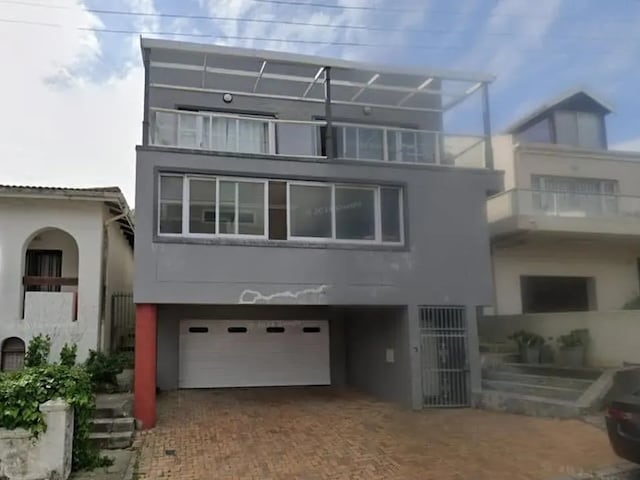 August Crest Accommodation