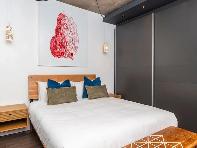 Sleek City Wonder: Woodstock