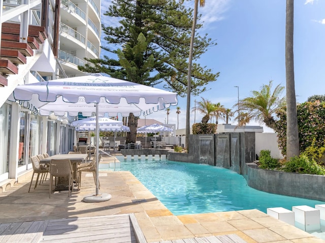 The Peninsula All-Suite Hotel