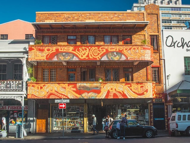 Long Street Backpackers