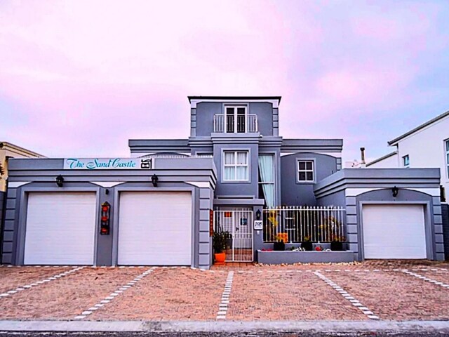 The Sandcastle Guesthouse, Melkbosstrand